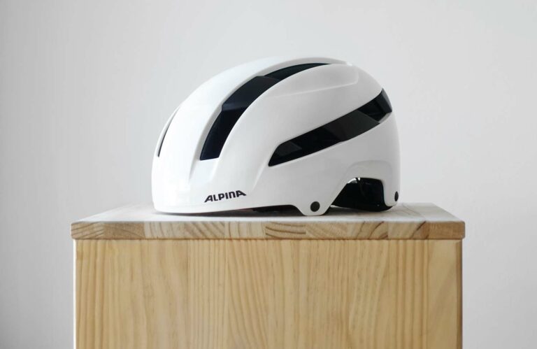 Alpina-Soho-Test-Review-Urban-Bike-Helm-White-Vents