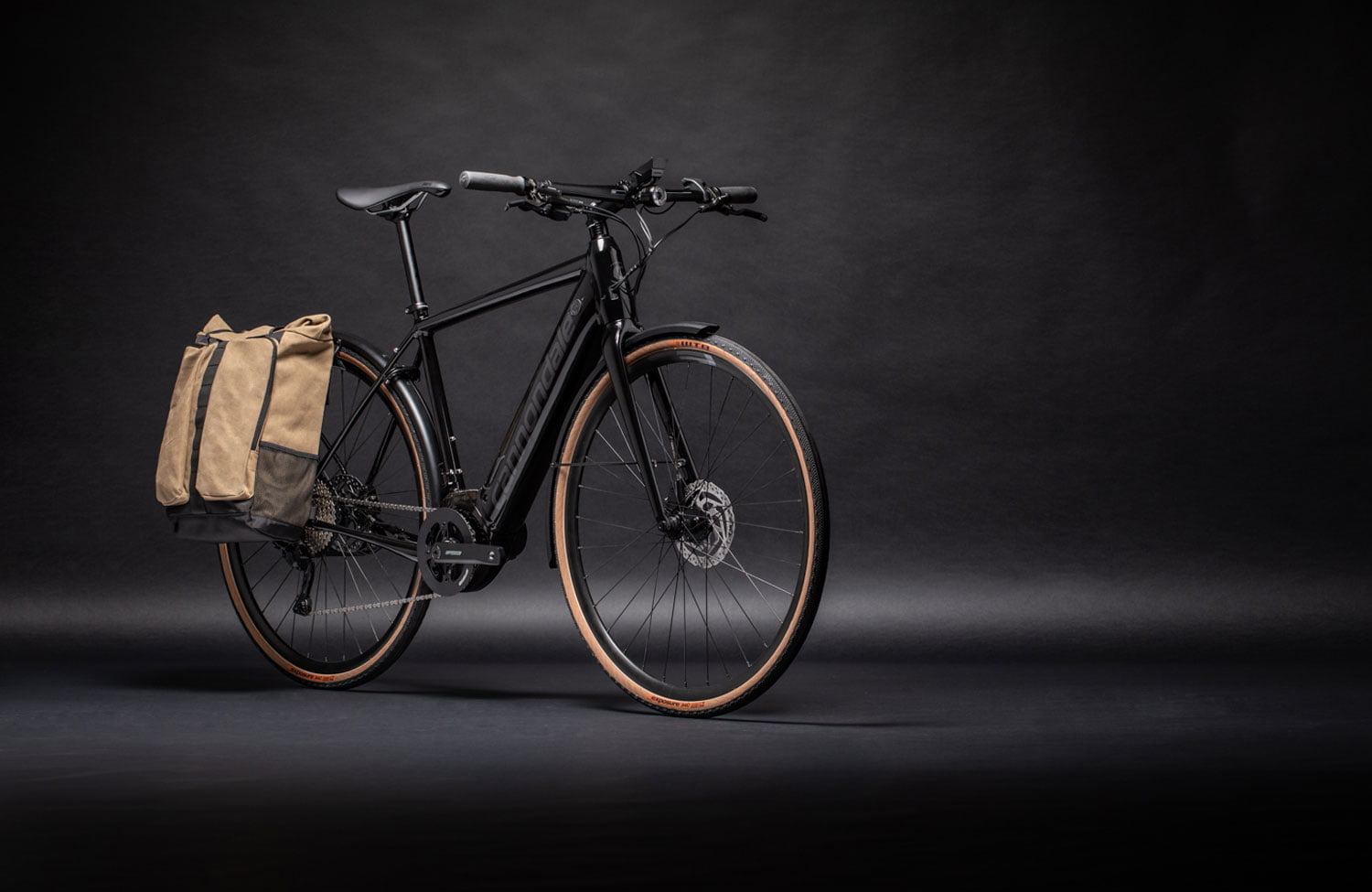 Elegantes E-Bike mit Vollausstattung: Cannondale Quick NEO EQ