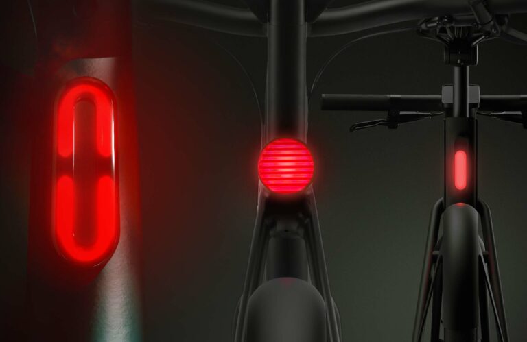 Comparison-Smart-Bikes-2021-Vanmoof-Cowboy-Veloretti