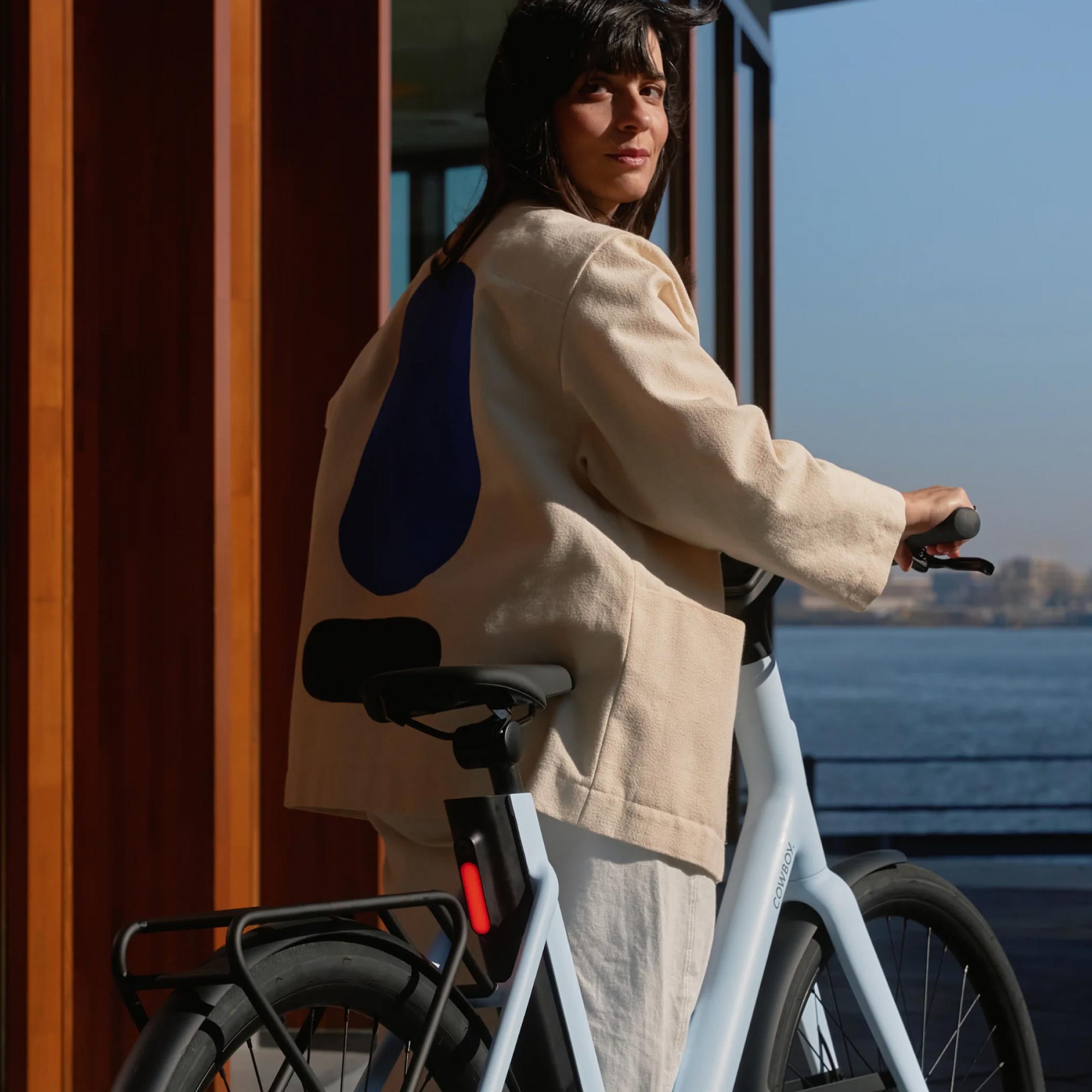 Frühlingsfrische Farben in limitierter Auflage für den Cowboy Cruiser und Cruiser ST 1 Cowboy Cruiser ST Limited Edition 2025 Brise Hellblau 3
