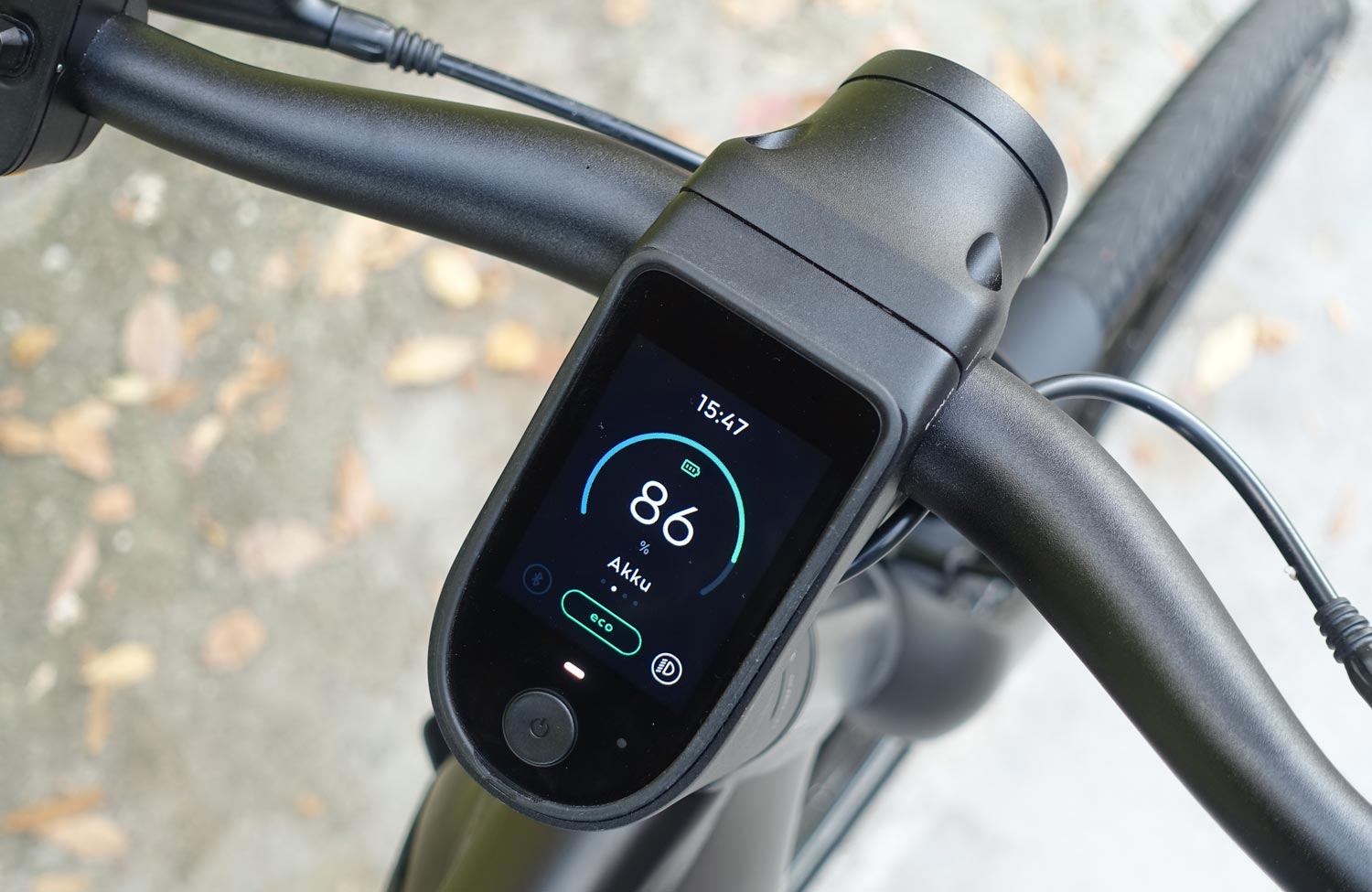 Automatisch gut? Das preiswerte Decathlon BTWIN LD920E LF im Test mit innovativem E-Antrieb 8 Decathlon BTWIN LD920E LF Test Review Display