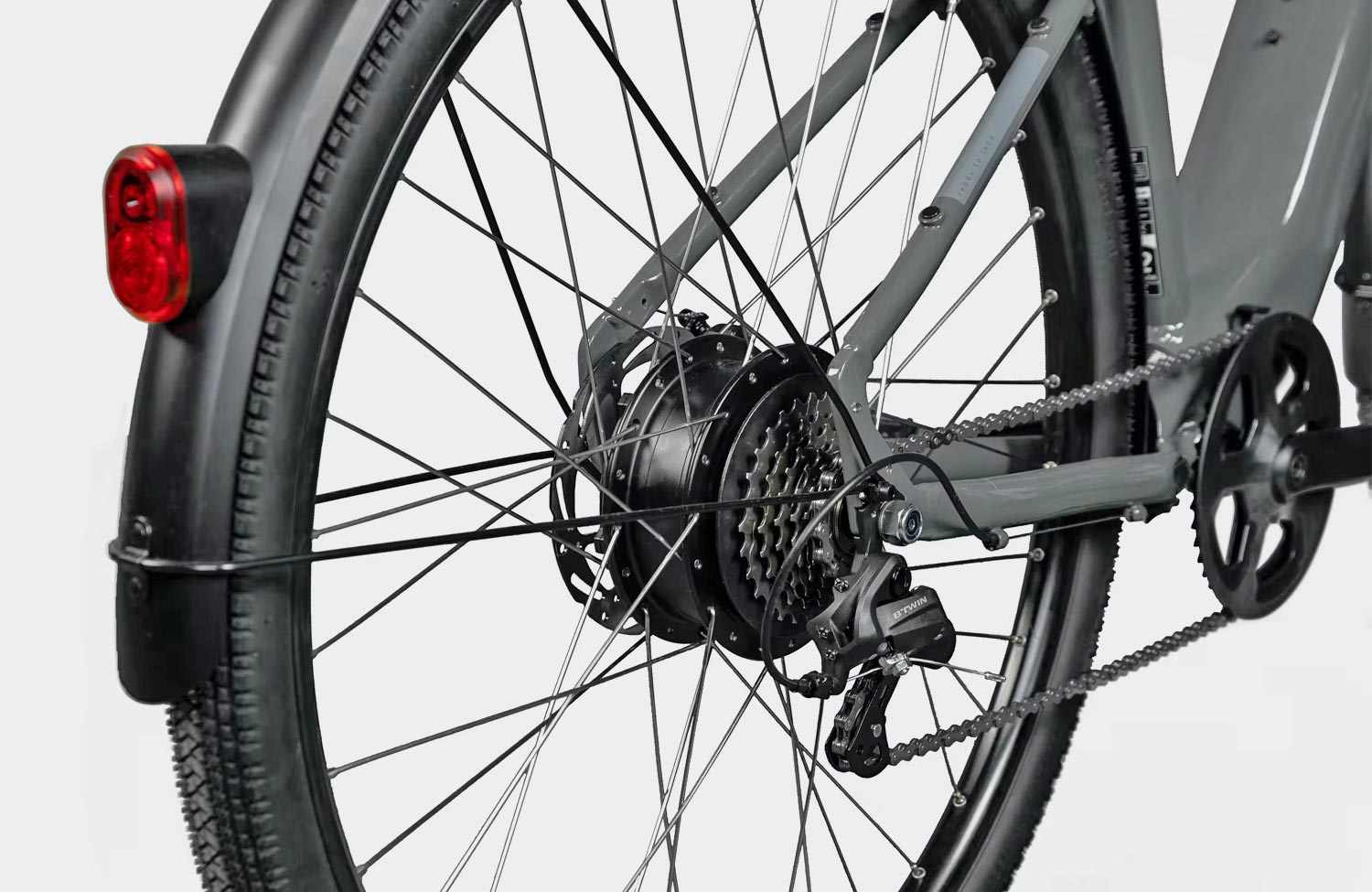 Decathlon Rockrider E-ACTV 100: Was kann man von dem 999 Euro E-Bike erwarten? 5 Decathlon Rockrider E ACTV 100 999 Euro Urban E Bike Motor