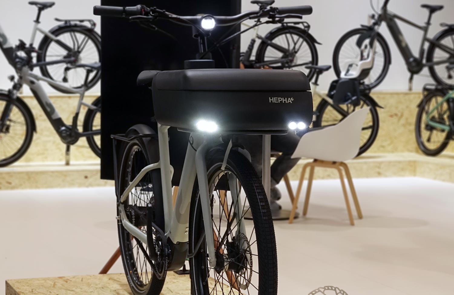 Urban Bike Highlights: Die Neuheiten der Eurobike 2024 im Messerundgang 26 Eurobike 2024 Hepha Urban 7 Front