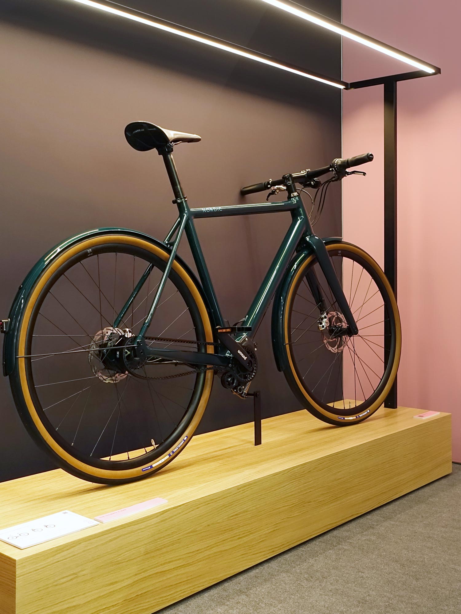 Urban Bike Highlights: Die Neuheiten der Eurobike 2024 im Messerundgang 13 Eurobike 2024 Nordic Bikes Mahle X20 Pinion Green