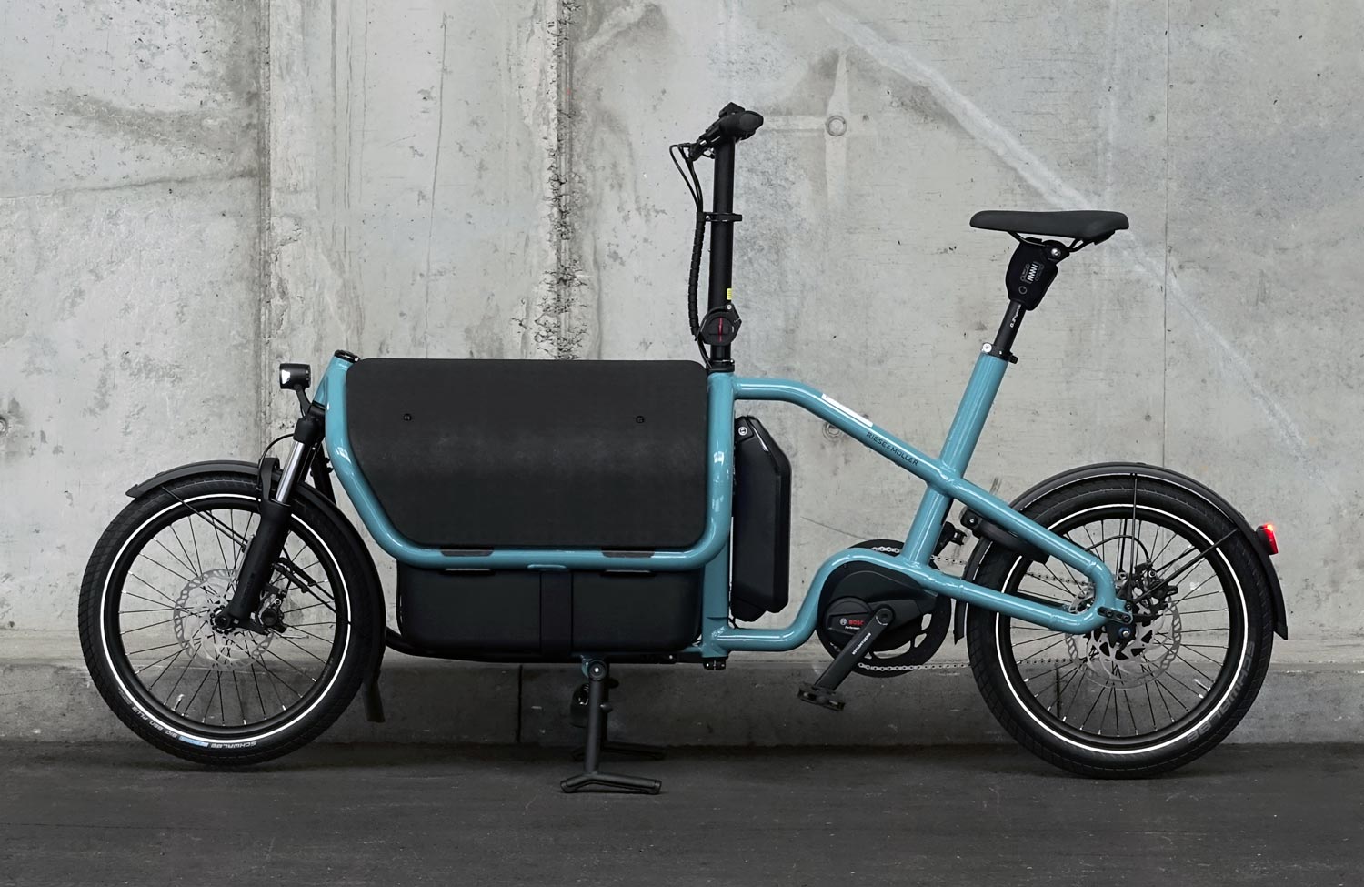 Rückschau und Ausblick: Welche Urban Bike-Neuheiten erwarten uns 2025? 23 Eurobike 2024 Riese Mueller Carrie Compact Cargo Bike