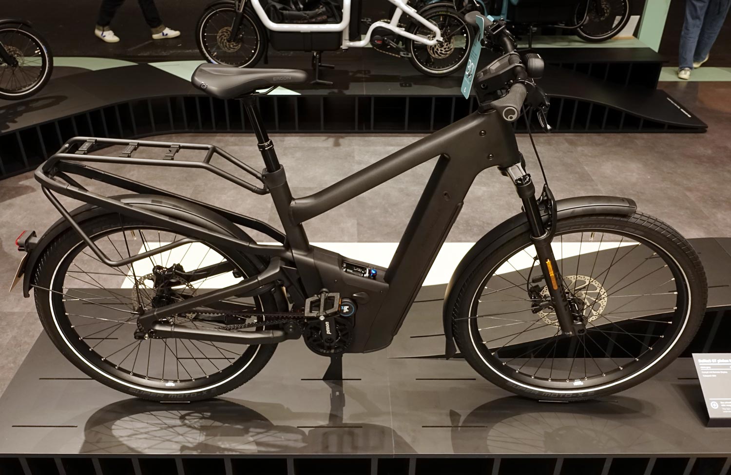 Urban Bike Highlights: Die Neuheiten der Eurobike 2024 im Messerundgang 8 Eurobike 2024 Riese Mueller Delight5 Pinion MGU