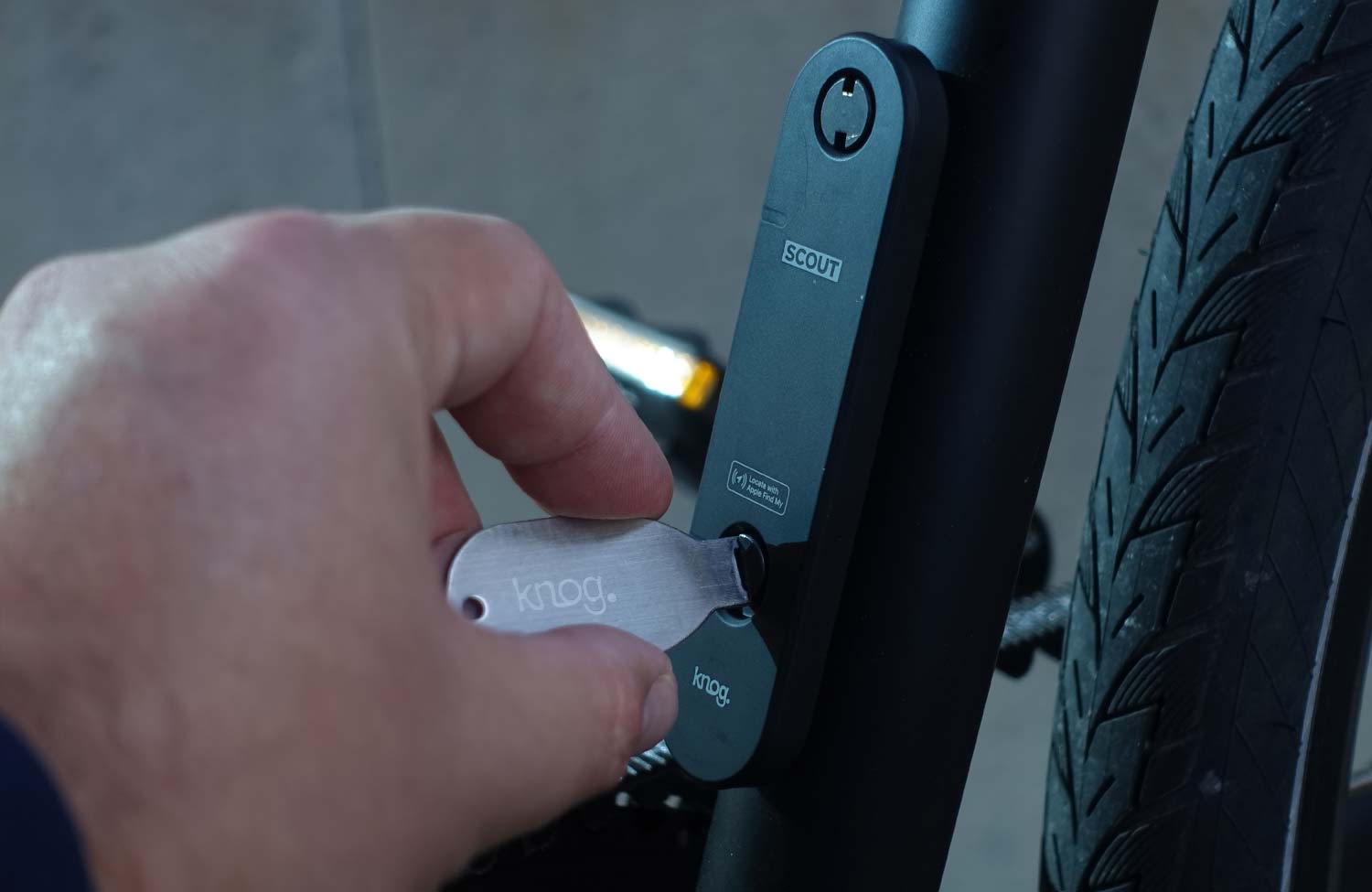 Im Test: Knog Scout, die günstige Fahrrad-Alarmanlage mit Tracking-Funktion 2 Knog Scout E Bike Alarm System AirTag Test Review Tool