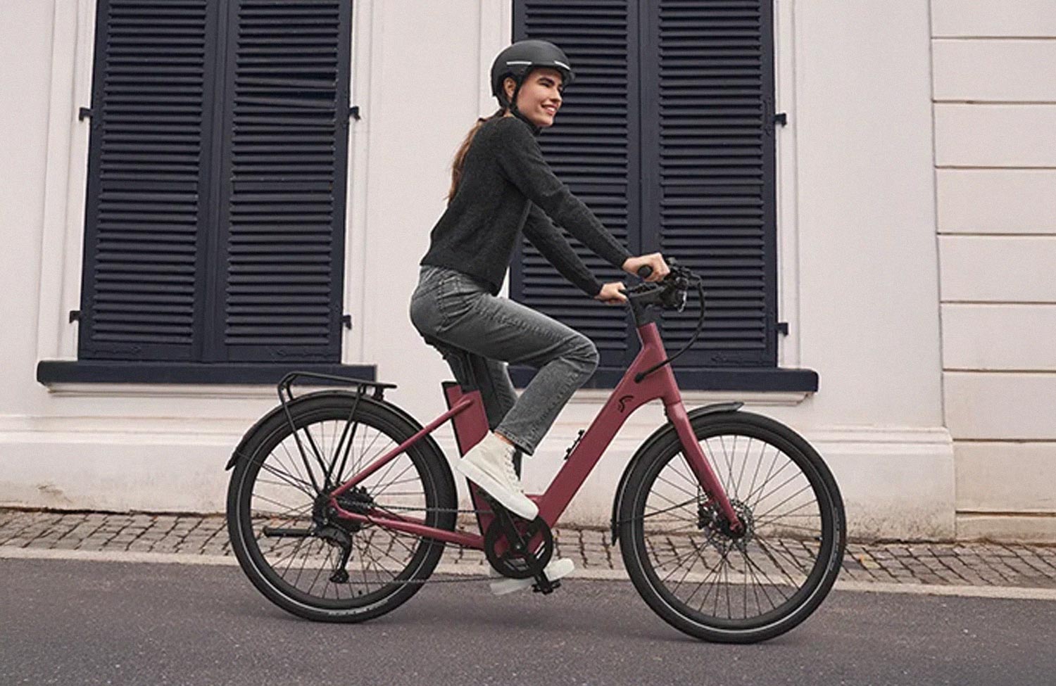 Lidl-Crivit-Urban-X3-Y3-E-Bike-2025-Mood