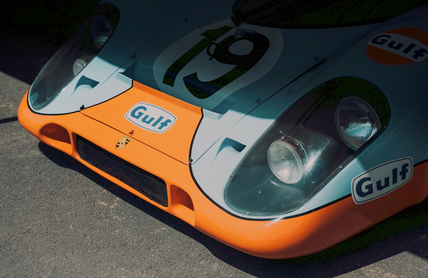 Urban Bike im Rennsport-Design: das Dusty X Unlimited Gulf von Mondraker 2 Mondraker Dusty X Unlimited Gulf Limited Edition Urban E Bike Racecar