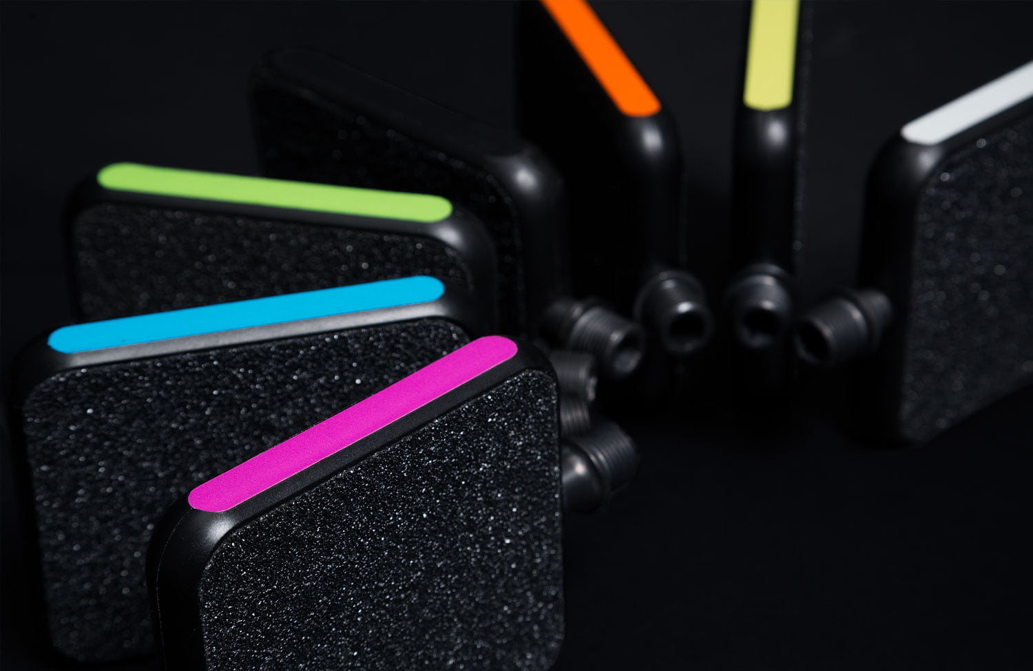 Trittsicher und Stilsicher: Die MOTO Reflex-Pedale (mit Gutschein-Code) 4 MOTO Reflex Pedal