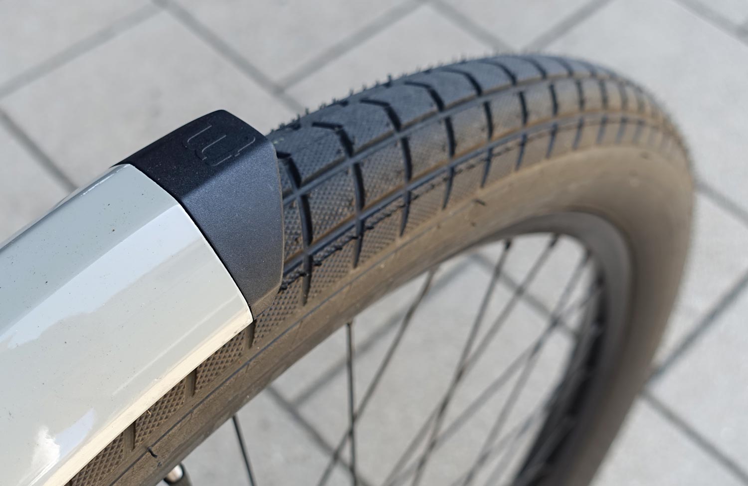 Moustache Lundi 27.6 test: a timeless classic with modern features 12 Moustache Lundi 27 Test Review Reifen