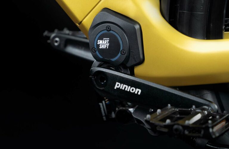 Pinion-Smart-Shift-Elektrische-Schaltung-Tretlager-C-Line