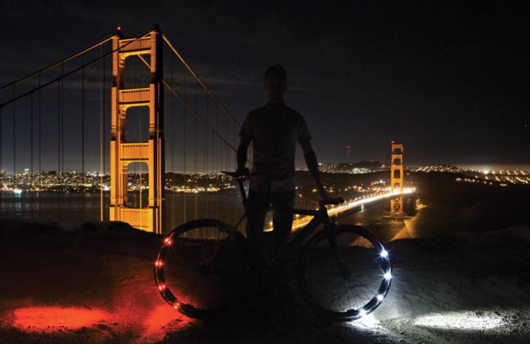 Revolights-Eclipse-360-Fahrrad-Beleuchtung-Bluetooth-Smartphone-App-1