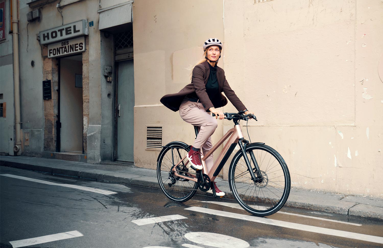 UBN – die neue Urban-Serie von Riese & Müller: agile E-Bikes mit smarten Funktionen 3 Riese Mueller UBN Seven Fazua Ride60 Urban E Bike