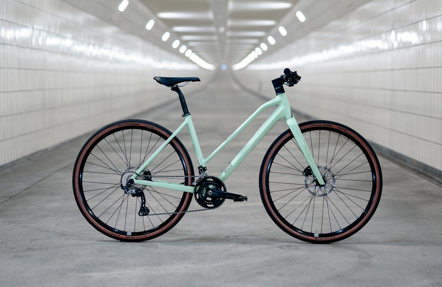 Mit oder ohne Motor? Deine Wahl! Rose bringt das sportlich-urbane Sneak nun auch als analoges Bike 3 Rose Sneak 3 Urban Fitness Bike MidStep