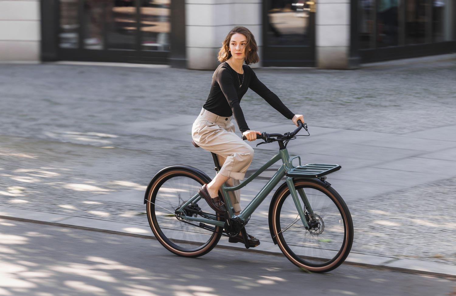 Die schlanken E-Bikes von Schindelhauer sind jetzt mit dem Mahle X20-Antrieb erhältlich 10 Schindelhauer Emilia Pinion 2025 Mahle X20 Mood