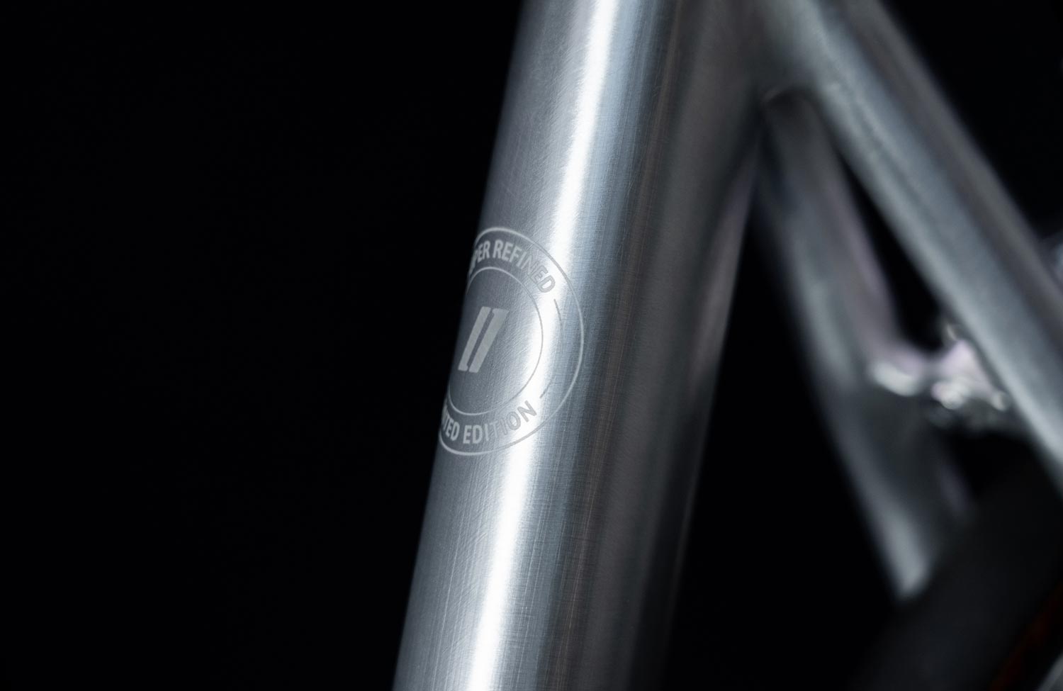 Das Streben nach Perfektion: Schindelhauer Siegfried „super refined“ 3 Schindelhauer Siegfried Super Refined Badge