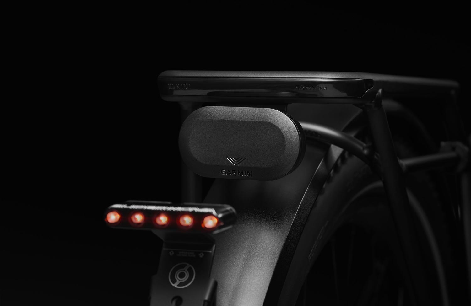 Specialized Turbo Vado S – schnelles S-Pedelec für sichere Fahrten im Alltag und beim Pendeln 6 Specialized Vado S Urban S Pedelec Garmin Radar