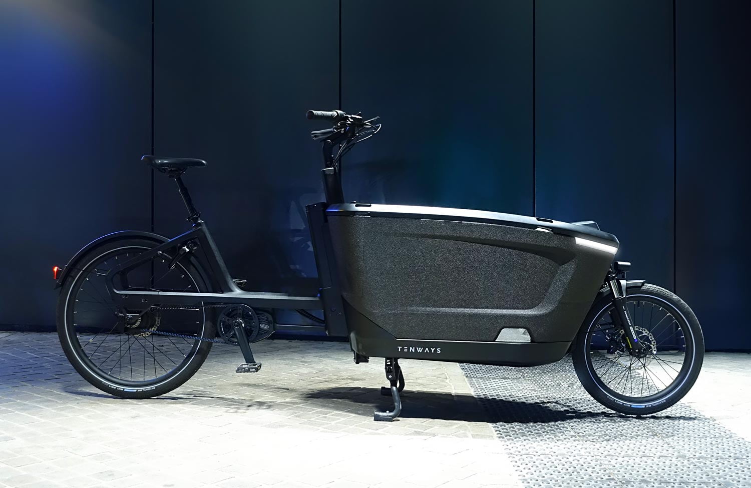 Familien-Lastenrad mit Top-Ausstattung zum fairen Preis: Das Tenways Cargo One im ersten Test 1 Tenways Cargo One Test Review Long John Lastenrad Look