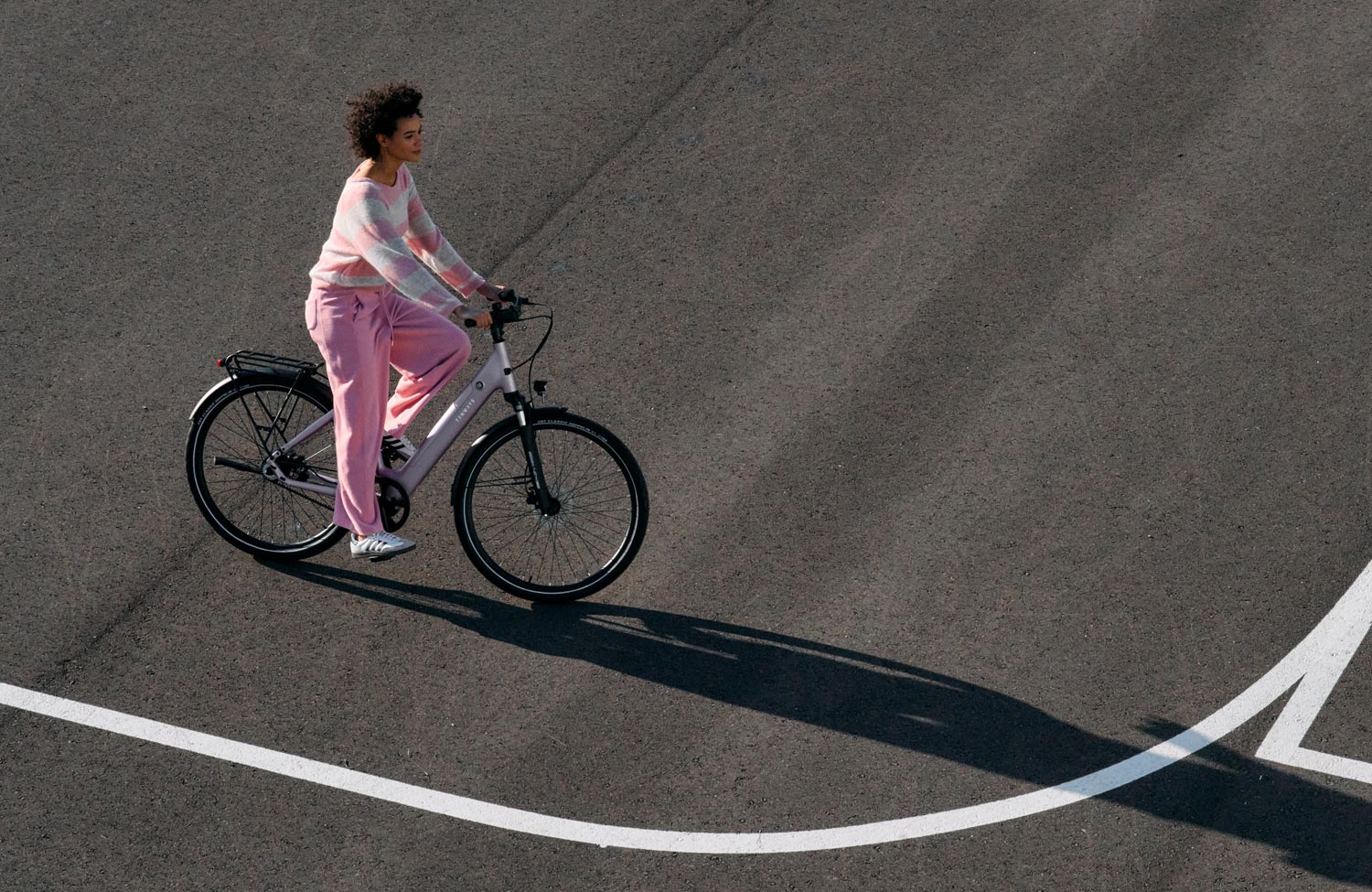 Farb-Upgrade bei Tenways: Leichte E-Bikes in limitierten Editionen 1 Tenways CGO 800S Limited Edition Lavender 2025 03