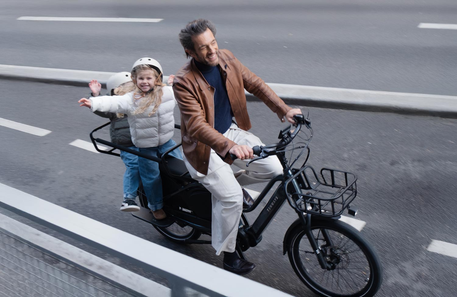 Starke Ausstattung zum fairen Preis: das neue Tenways Longtail Duo Lastenrad 5 Tenways Longtail Duo Familien Lastenrad Cargo Bike 2