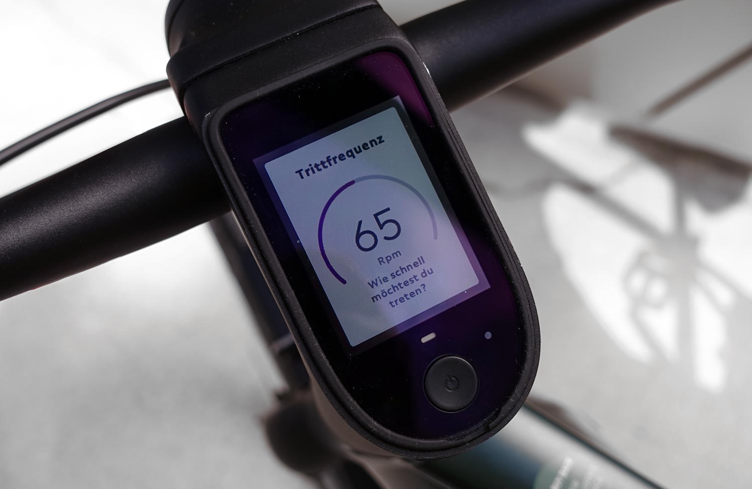 Kurz im Test: Decathlon BTWIN LD 920E – günstiges E-Bike mit Automatikschaltung 1 Test Decathlon BTWIN LD 920E Display