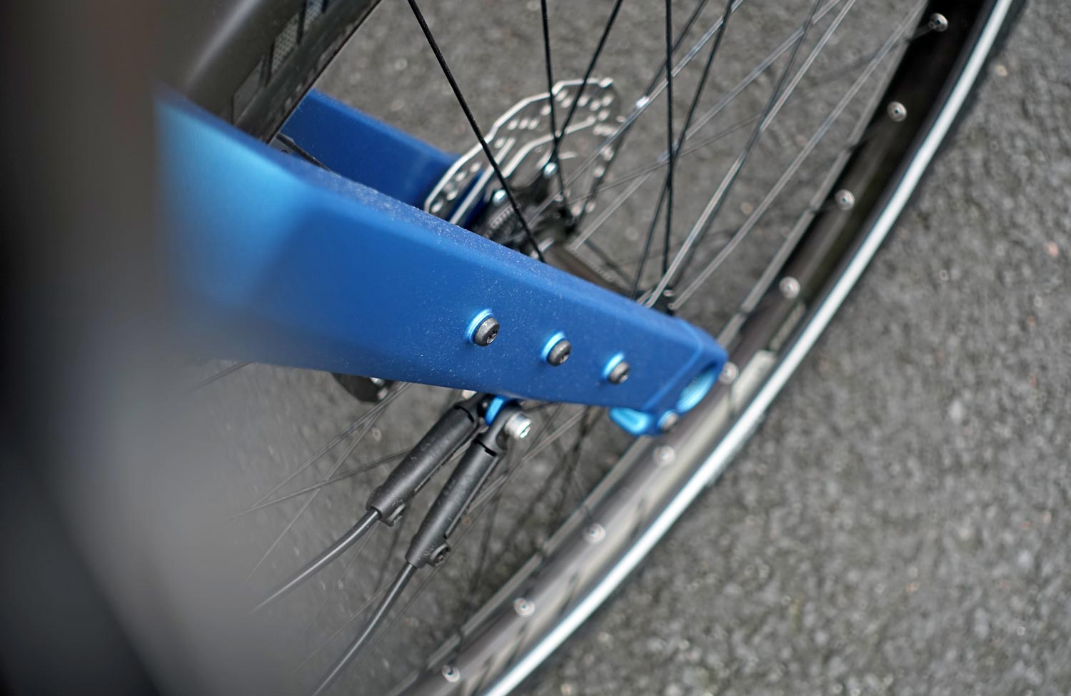 Kurz im Test: Kalkhoff Endeavour L Move – leichtes Commuter E-Bike mit alltagstauglicher Ausstattung 3 Test Kalkhoff Endeavour L Move Gabel