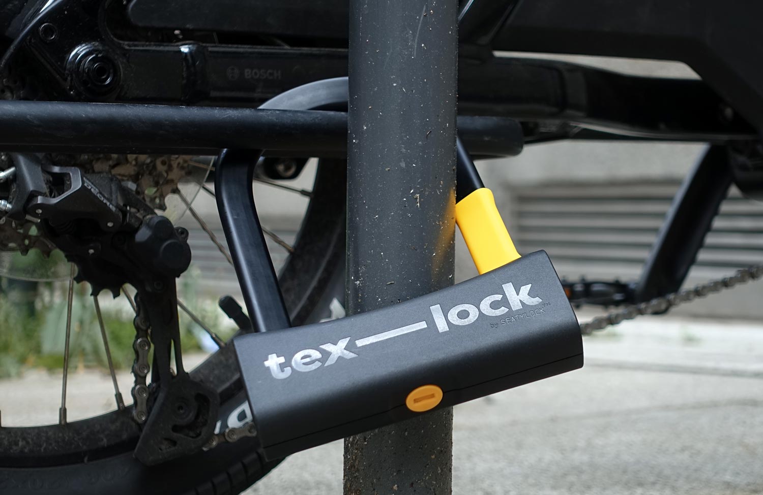 tex-lock D-lock im Test: Leichtes und sicheres Bügelschloss mit flexiblem Textilschloss 5 Texlock D Lock Test Review Leichtes Buegelschluss Fahrrad Sicherheit