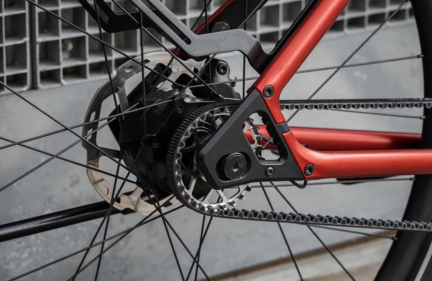 Urwahn Stadtfuchs 2.0: Update for the iconic e-bike with 3D-printed steel frame 3 Urwahn Bikes Stadtfuchs Tour 2 Gates